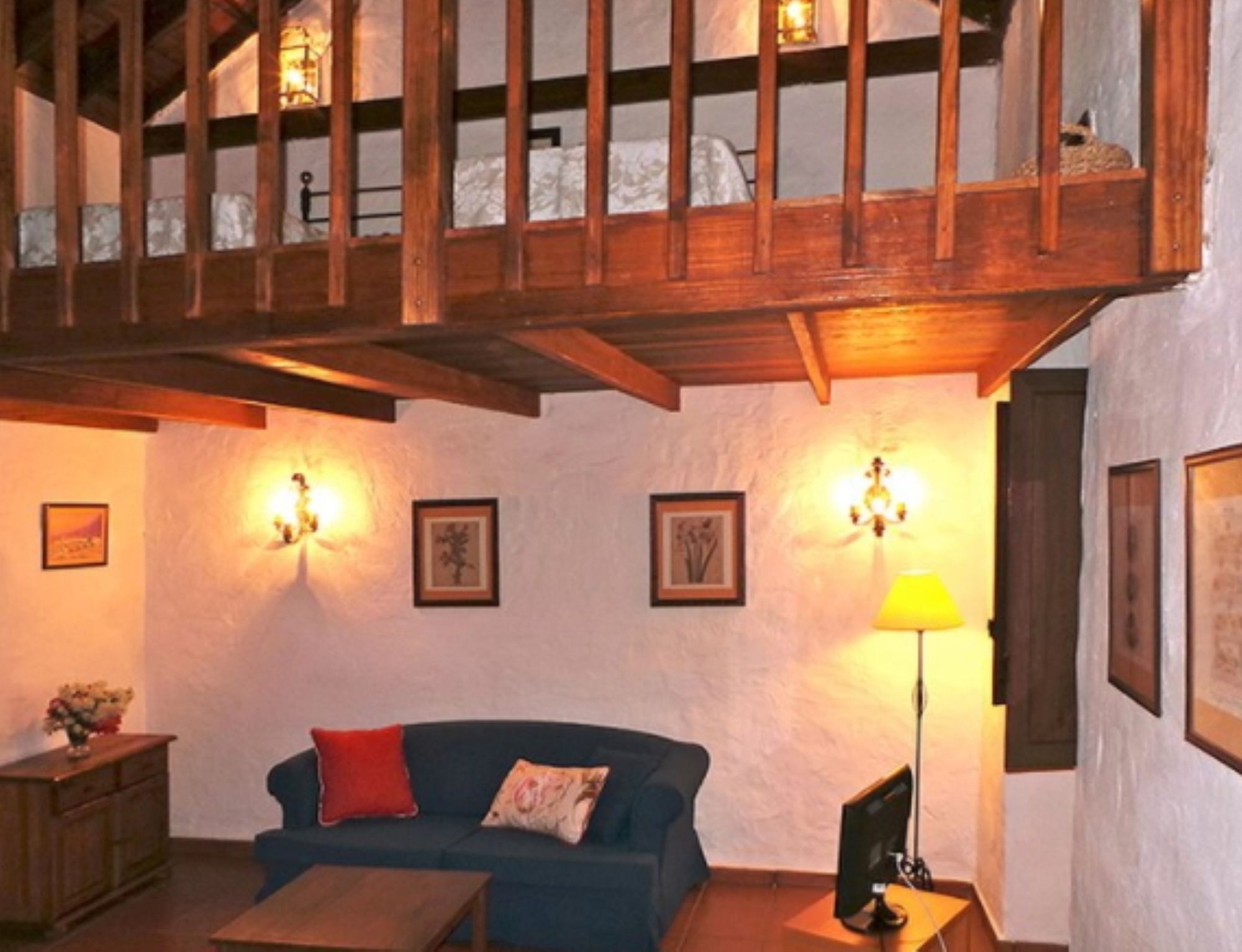 105099 - House In Santa Lucia
